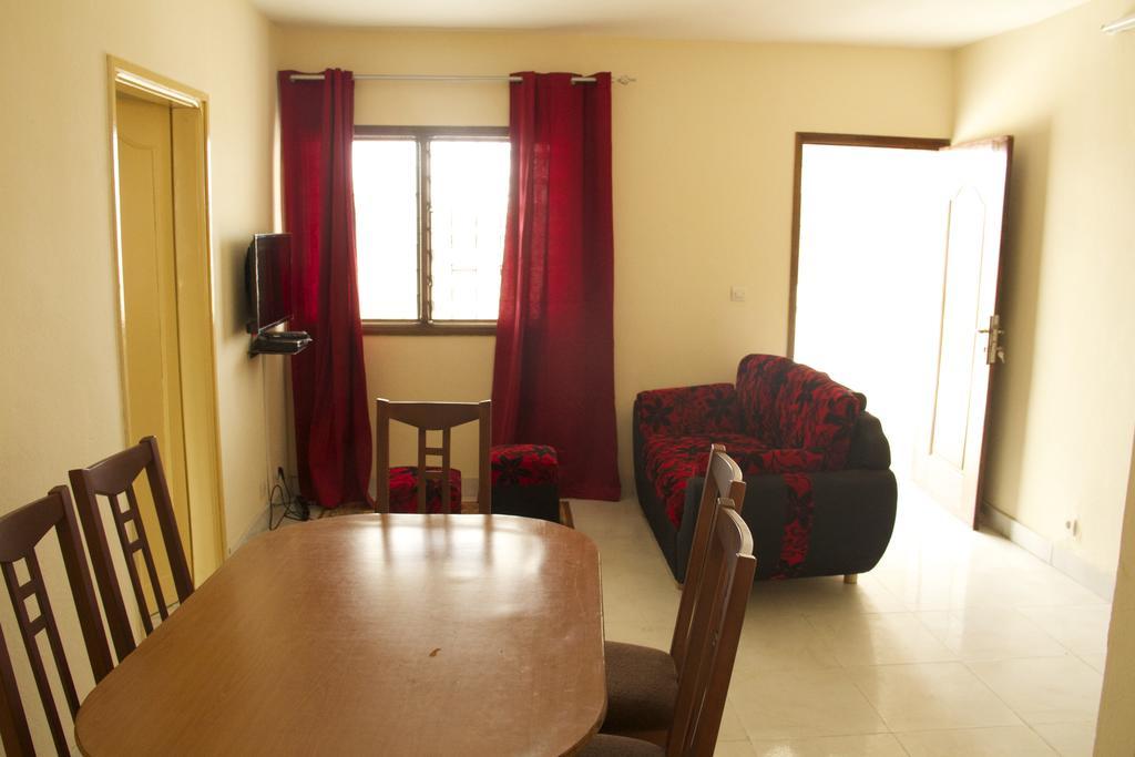 Residence Comara Marcory Екстериор снимка