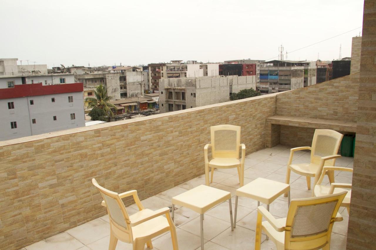 Residence Comara Marcory Екстериор снимка